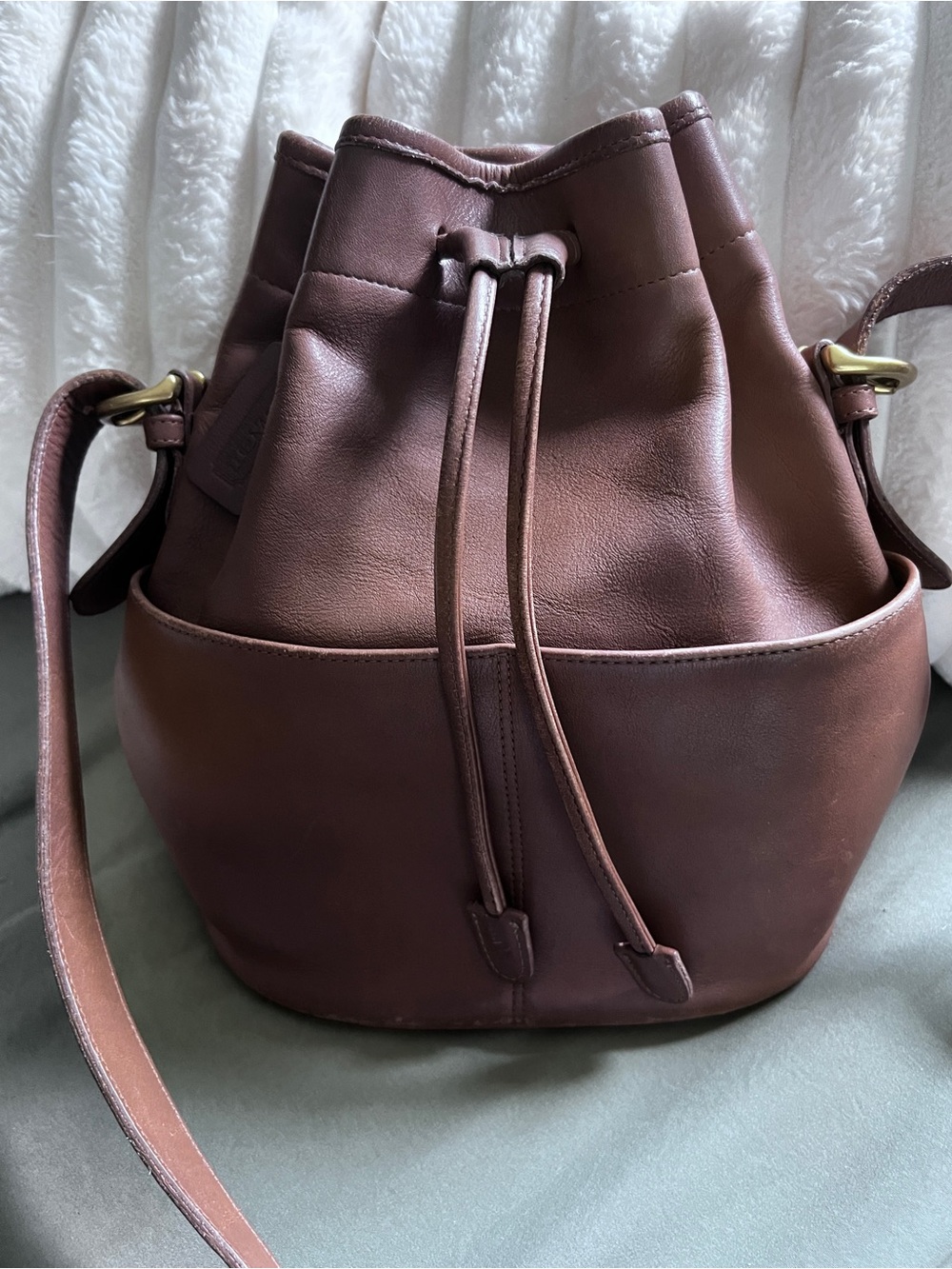 🤎Taupe Thompson Drawstring🤎